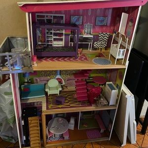 Doll house